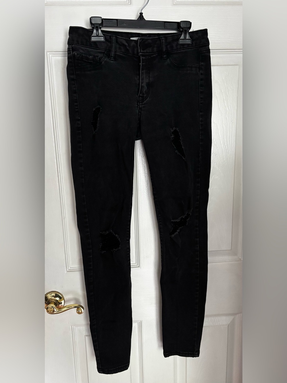 refuge Black Skinny Distressed Jeans